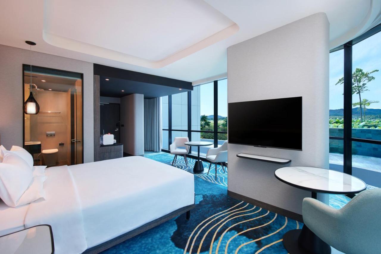 Novotel Yogyakarta International Airport Kulon Progo Temon Екстер'єр фото